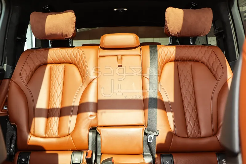 2022 بي ام دبليو الفئة اكس 7