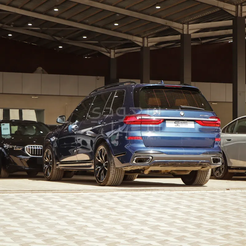 2022 بي ام دبليو الفئة اكس 7