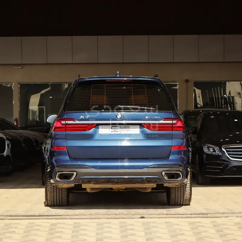 2022 بي ام دبليو الفئة اكس 7