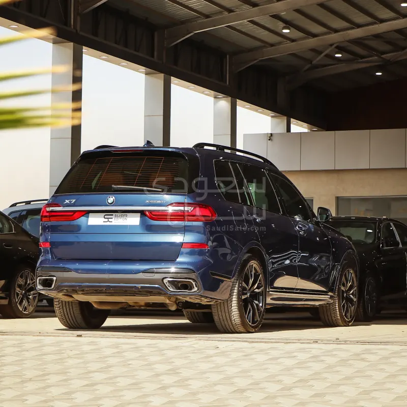 2022 بي ام دبليو الفئة اكس 7