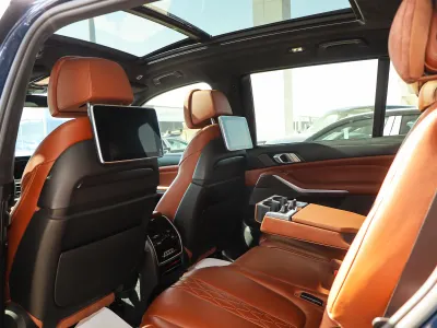 2022 بي ام دبليو الفئة اكس 7