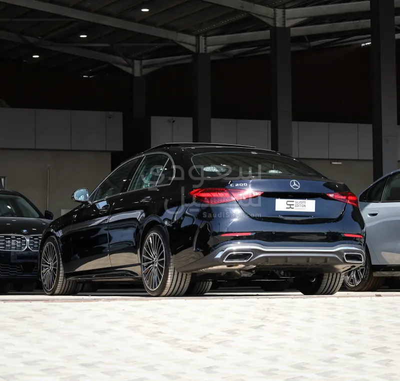 2025 مرسيدس - بنز سي 200