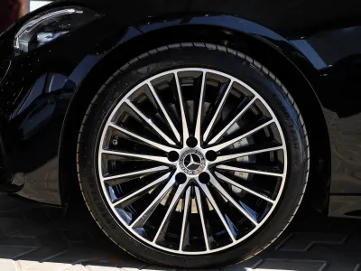 2025 مرسيدس - بنز سي 200