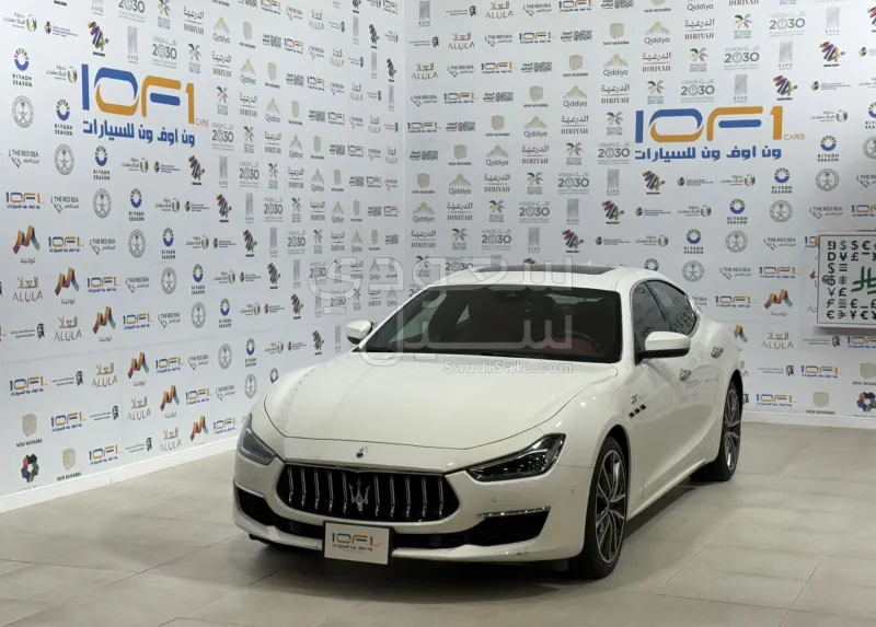 2022 مازيراتي جيبلي جي تي