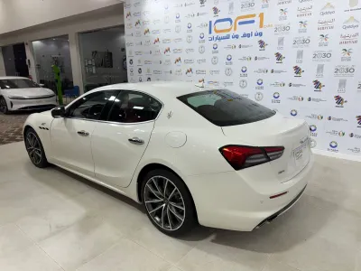 2022 مازيراتي جيبلي جي تي