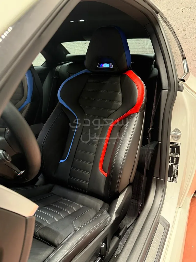 2024 بي ام دبليو الفئة ام إم 2