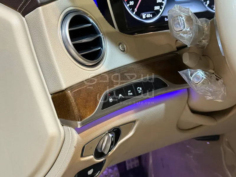 2015 مرسيدس - بنز إس 400