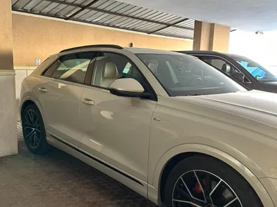 2021 اودي كيو 8 كواترو 55 تي اف اس اي