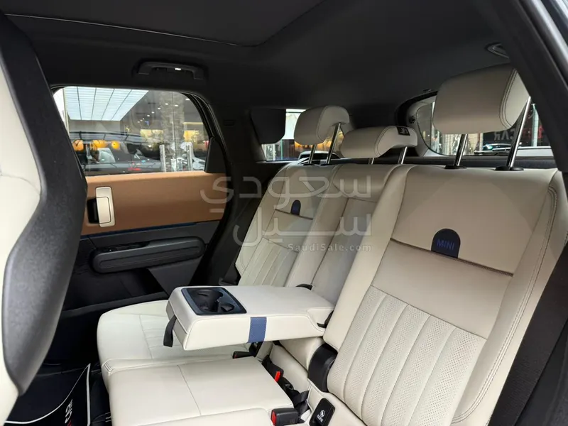 2024 ميني كونتري مان اس