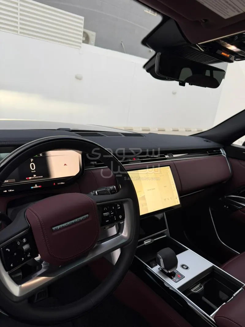 2025 لاند روفر رينج روفر اتش اس اي