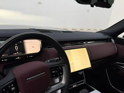 2025 لاند روفر رينج روفر اتش اس اي