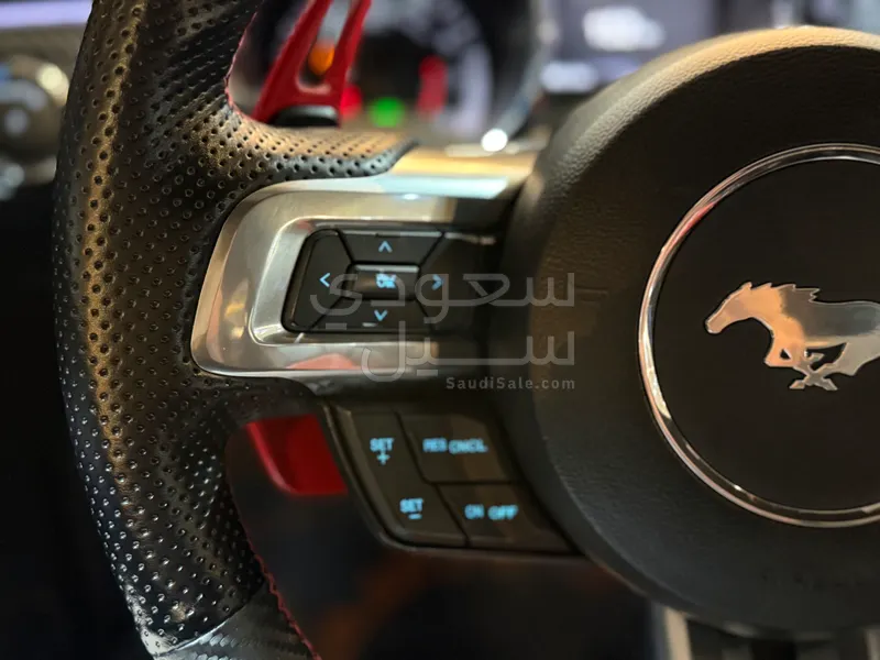 2016 فورد موستانغ