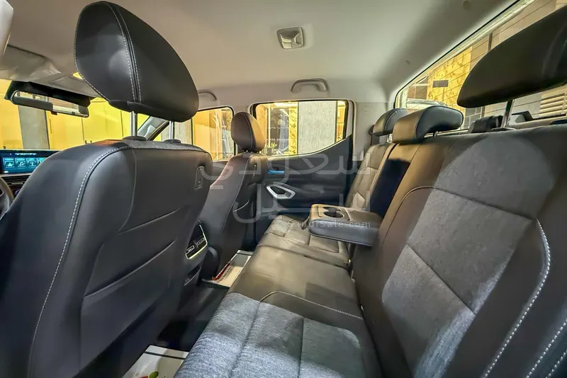 2023 بيجو بيك اب