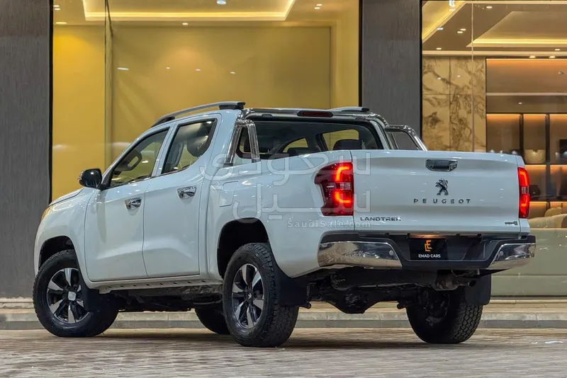 2023 بيجو بيك اب