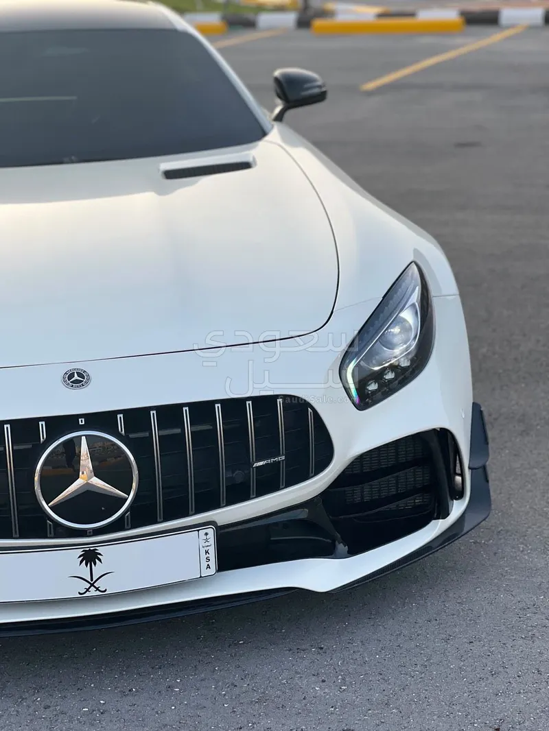 2018 مرسيدس - بنز جي تي أر أي إم جي