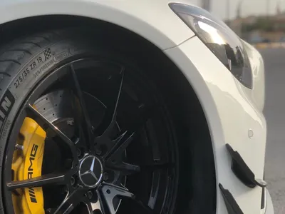 2018 مرسيدس - بنز جي تي أر أي إم جي