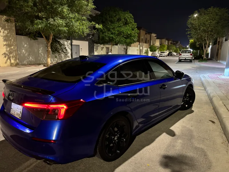 2023 هوندا سيفيك إل إكس - أي