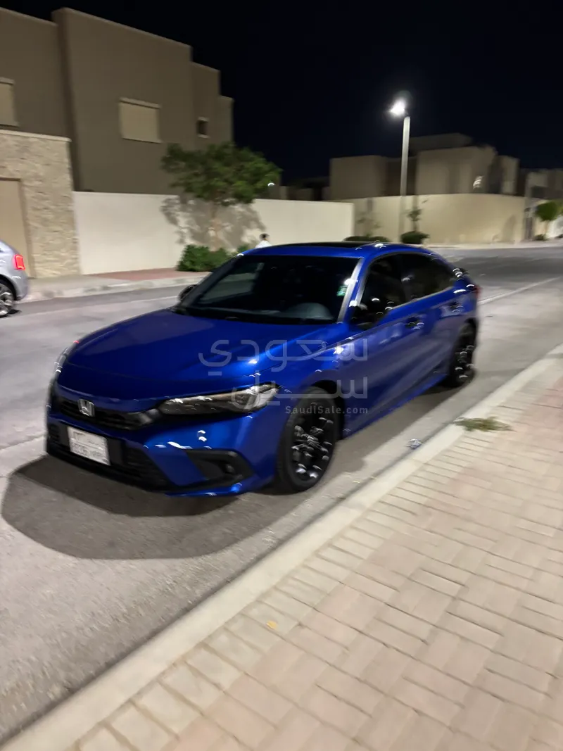 2023 هوندا سيفيك إل إكس - أي