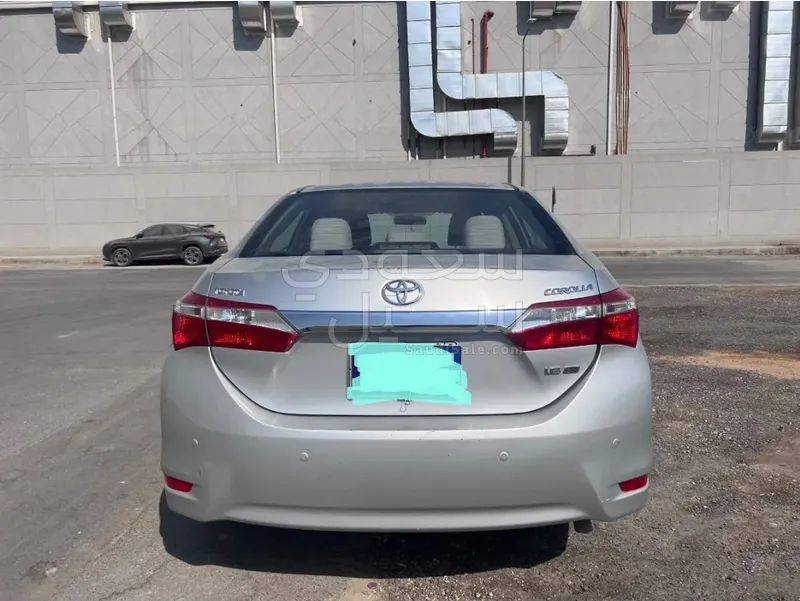 2014 تويوتا كورولا