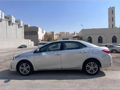 2014 تويوتا كورولا