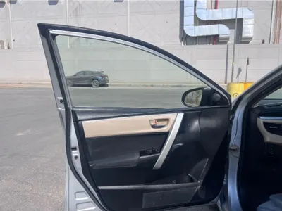 2014 تويوتا كورولا