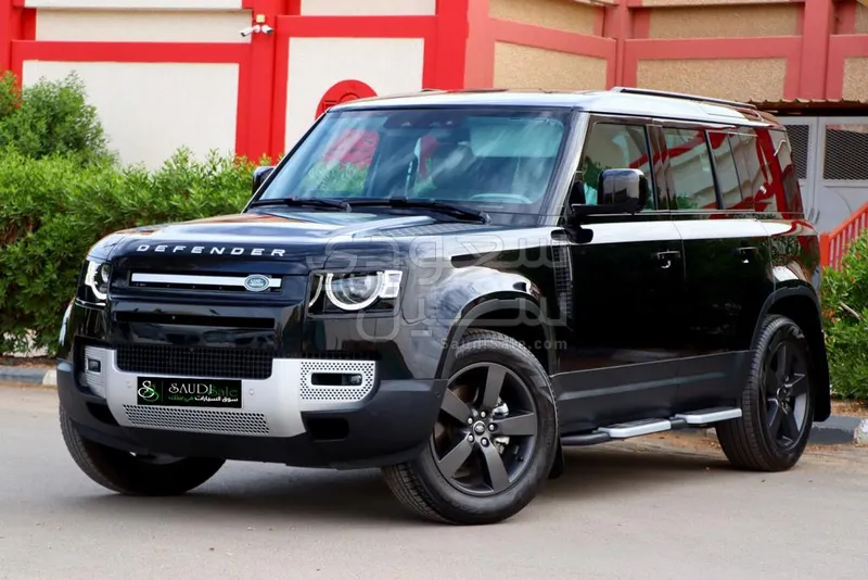 2023 لاند روفر ديفيندر 110