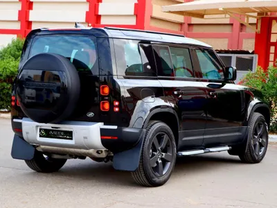 2023 لاند روفر ديفيندر 110