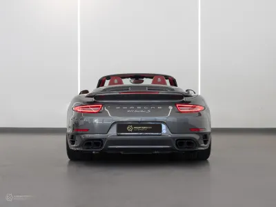 2015 بورش 911 توربو اس