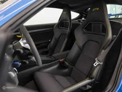 2016 بورش كايمان جي تي 4