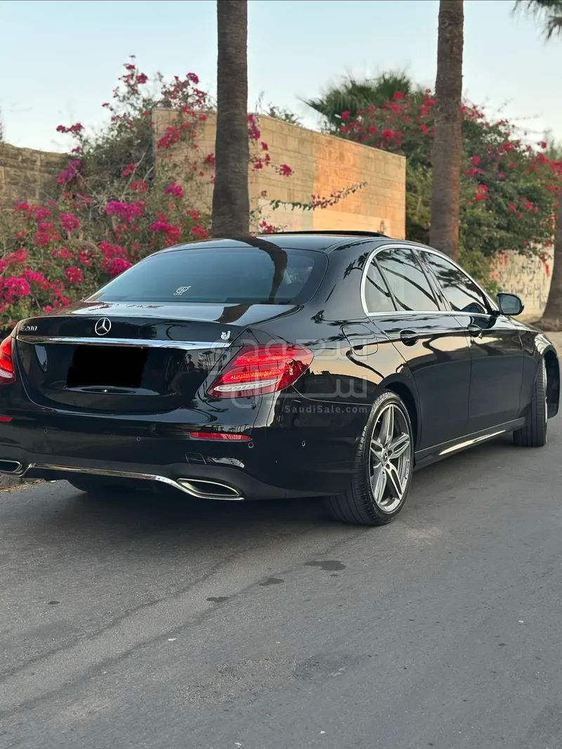 2019 مرسيدس - بنز إي 200