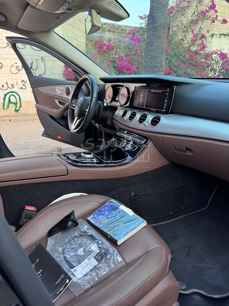 2019 مرسيدس - بنز إي 200