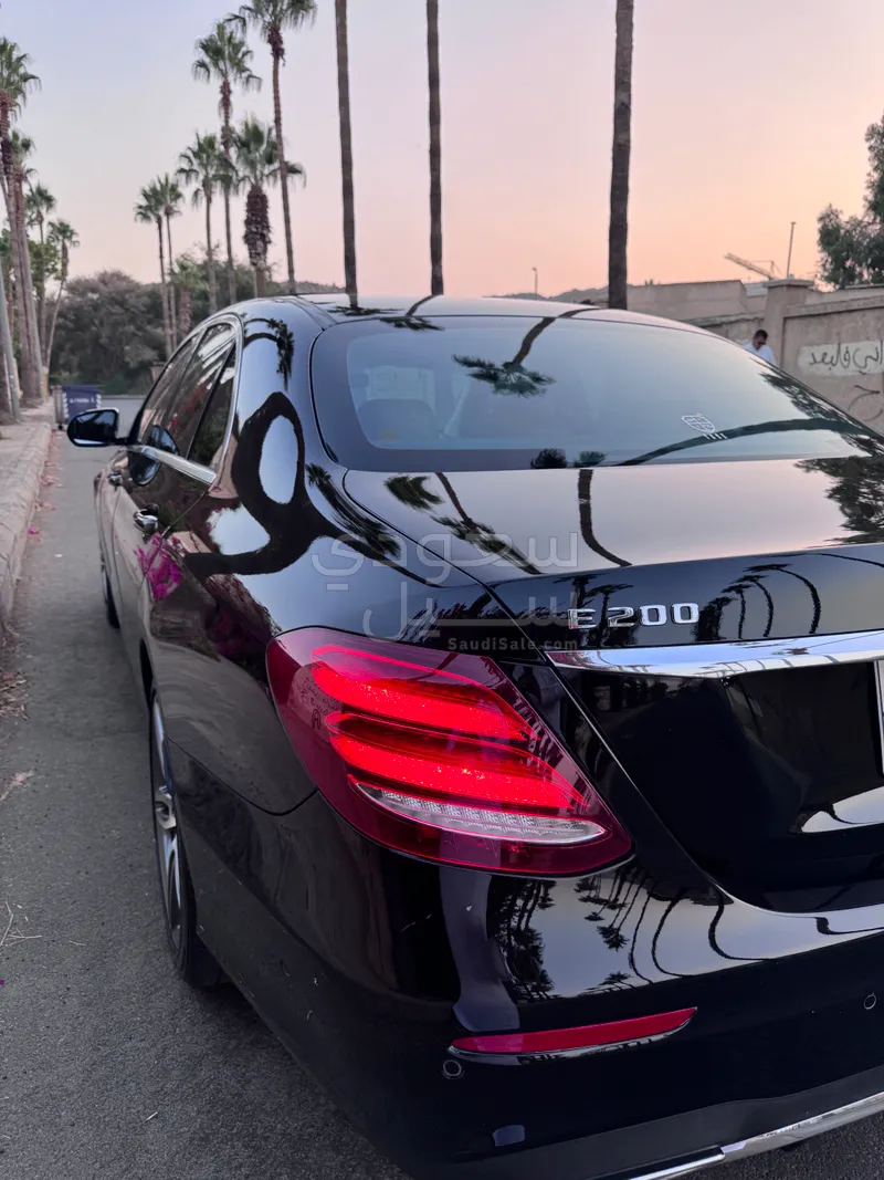 2019 مرسيدس - بنز إي 200