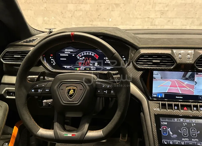 2023 لمبرجيني اوروس اس