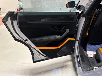 2023 لمبرجيني اوروس اس