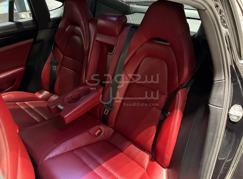 2020 بورش بانميرا