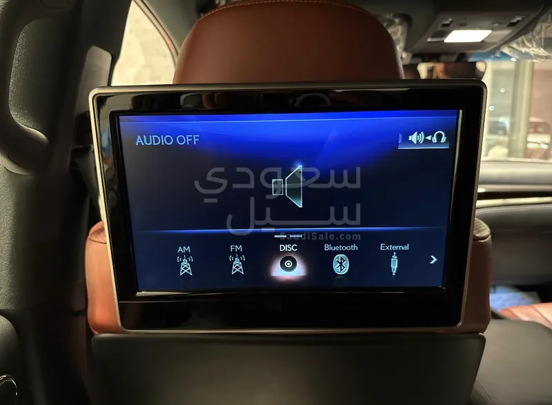 2021 لكزس إل إكس 570