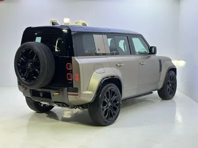 2025 لاند روفر ديفيندر اوكتا