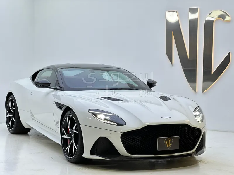 2019 استون مارتن دي بي  اس سوبر ليجيرا