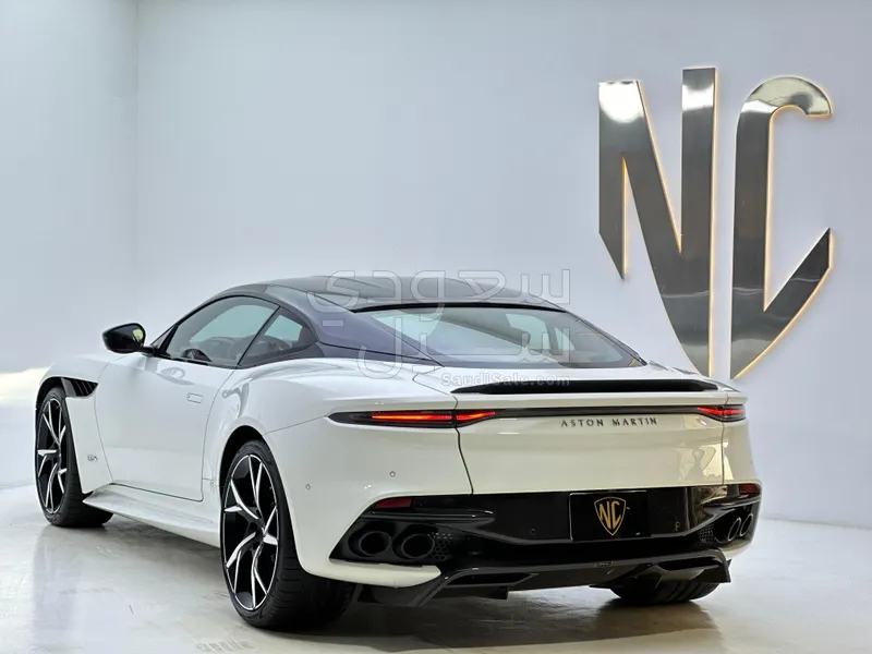 2019 استون مارتن دي بي  اس سوبر ليجيرا