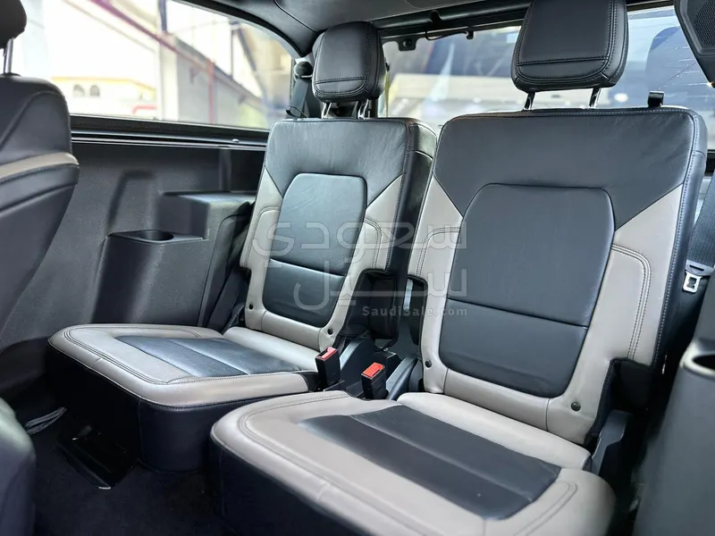 2021 فورد برونكو وايلد تراك