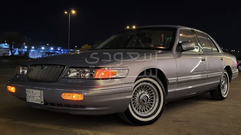 1996 ميركوري جراند ماركيز