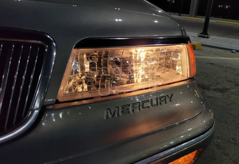 1996 ميركوري جراند ماركيز