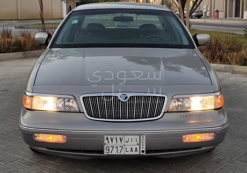 1996 ميركوري جراند ماركيز