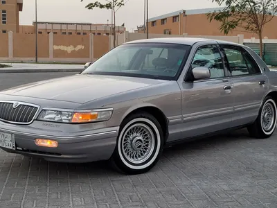 1996 ميركوري جراند ماركيز
