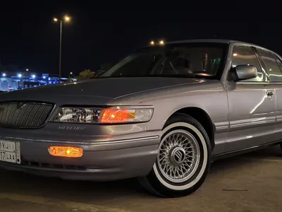 1996 ميركوري جراند ماركيز