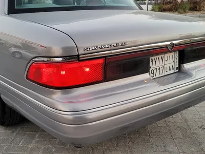1996 ميركوري جراند ماركيز