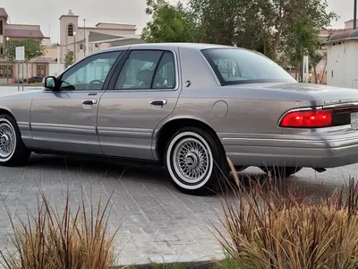 1996 ميركوري جراند ماركيز