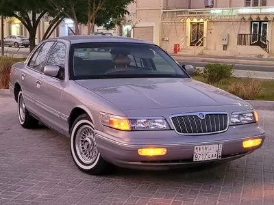 1996 ميركوري جراند ماركيز
