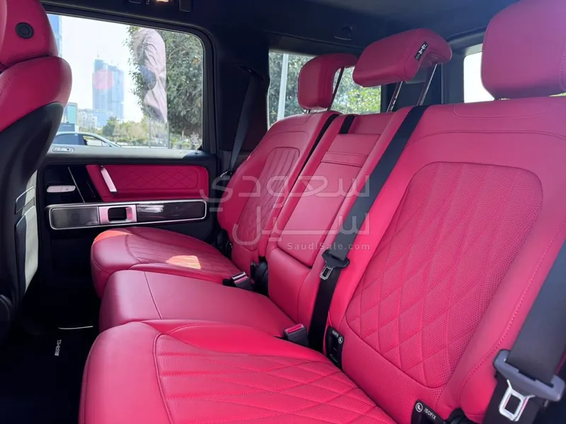 2025 مرسيدس - بنز جي 63