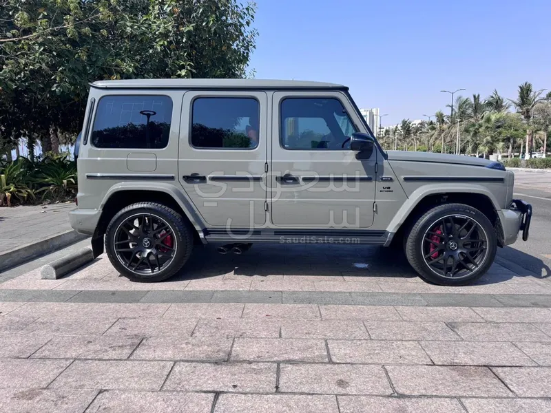 2025 مرسيدس - بنز جي 63